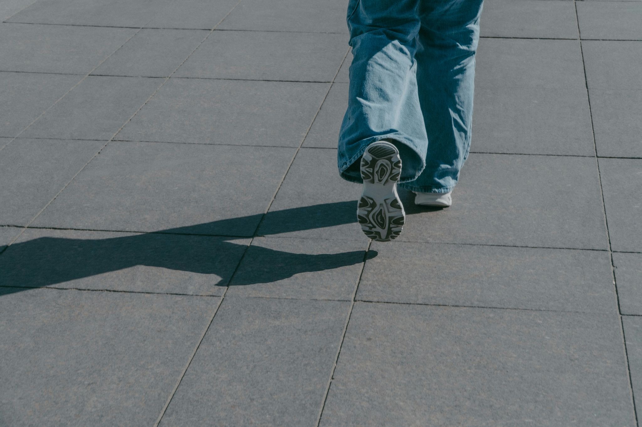 The Way We Walk. How Gait Changes the Look of Legs and Feet